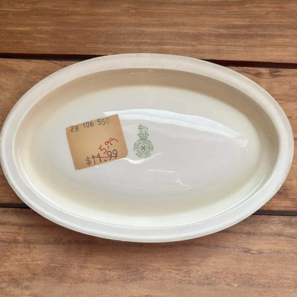 Royal Doulton Oval Soap Dish Trinket Jewelry Tray Ivory Cream Gold Trim Rosettes